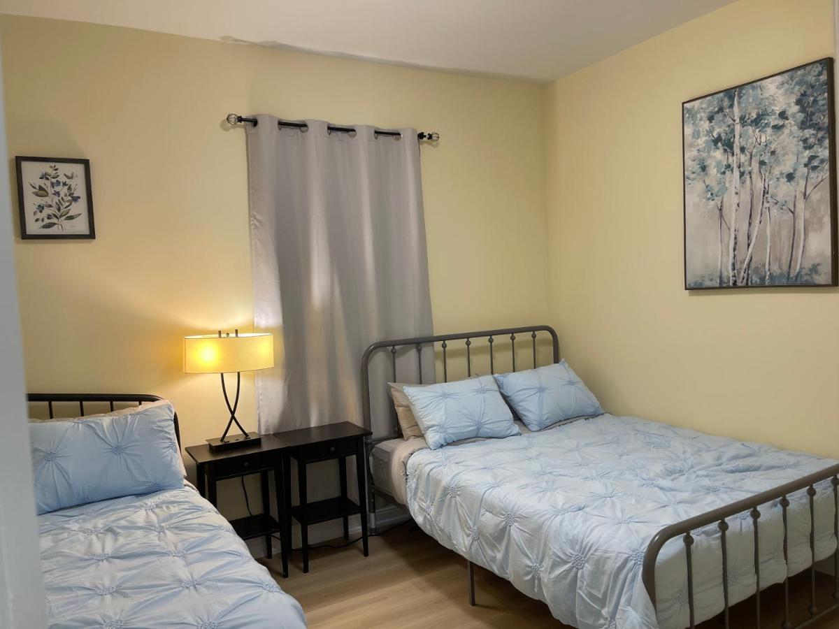 Hébergement de vacances Victoria Family Vacation - King Bed Private Yard Bbq Deck Gazebo - 4 Minutes To The Falls *