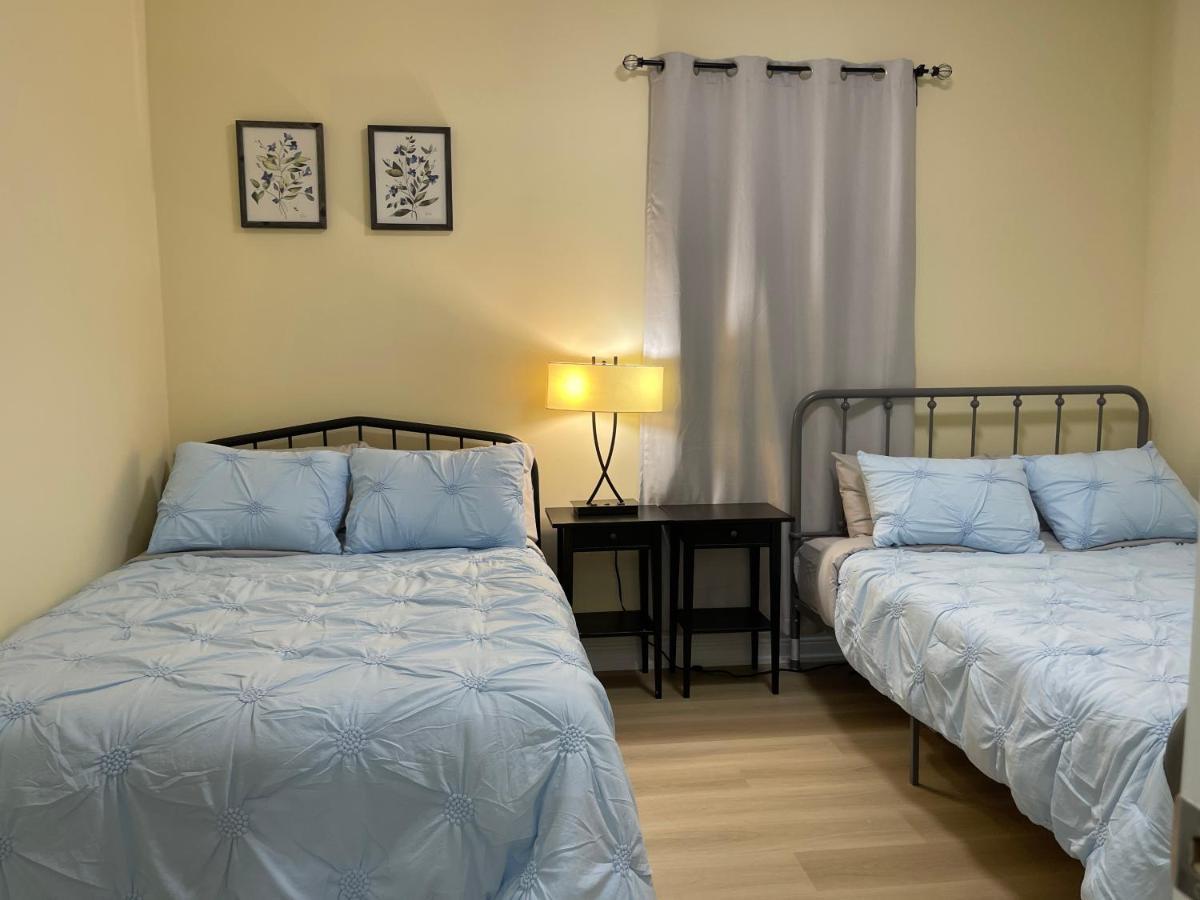 Victoria Family Vacation - King Bed Private Yard Bbq Deck Gazebo - 4 Minutes To The Falls * Niagara Falls